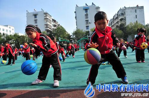 教育部解读学校体育新规 家有学生必看